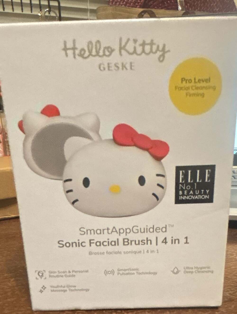 Hello Kitty GESKE SmartAppGuided Sonic Facial Brush 4 in 1 Starlight